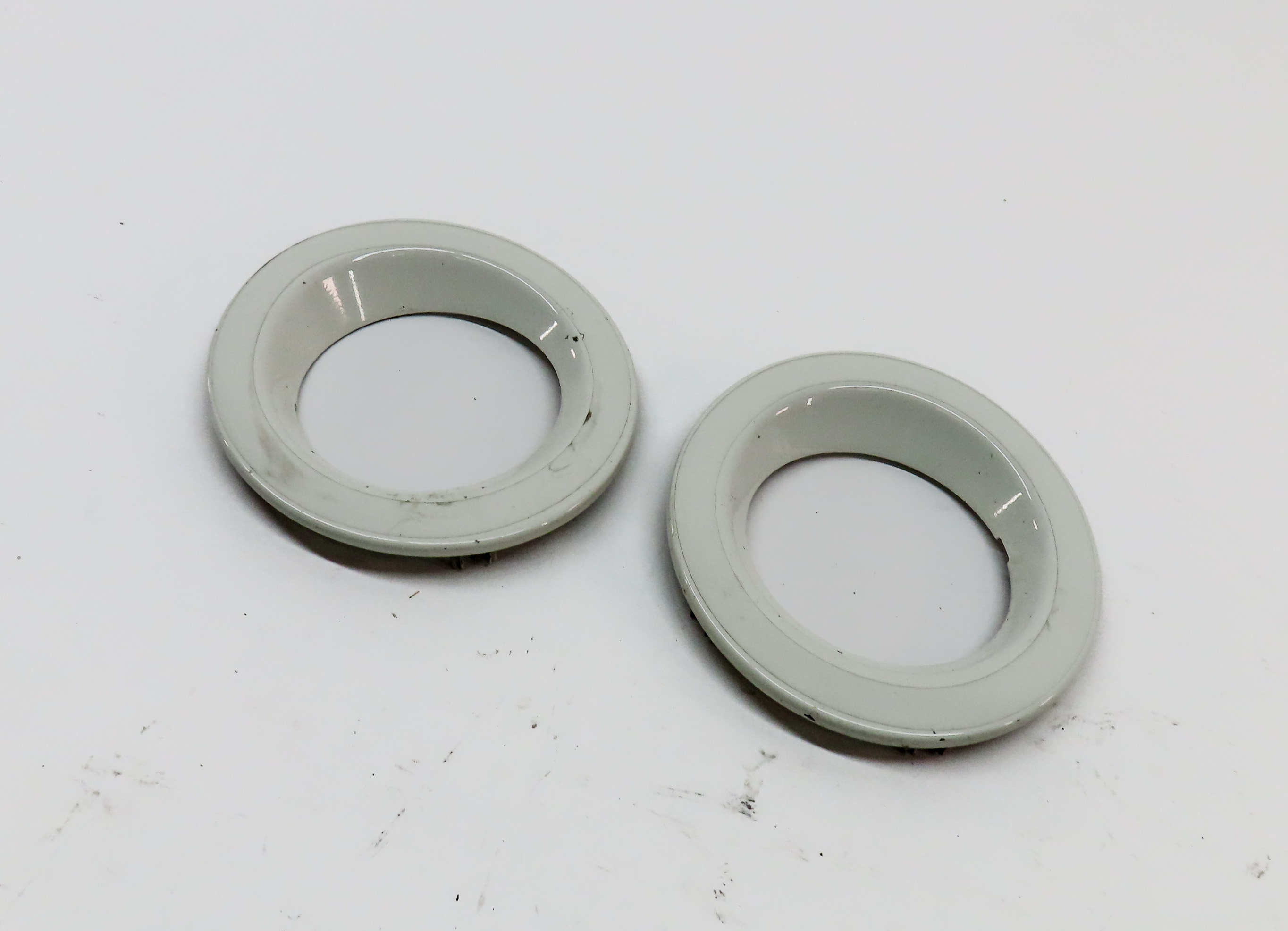 08 LAND RANGE ROVER (L322) FRONT LEFT & RIGHT FOG LIGHT FOGLIGHT TRIM SET(BLACK) — exact item pictured